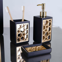 Zerre Bathroom Set