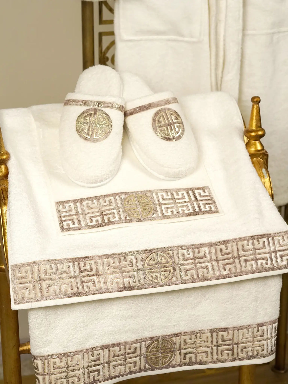 Hera Bathrobe (Her)