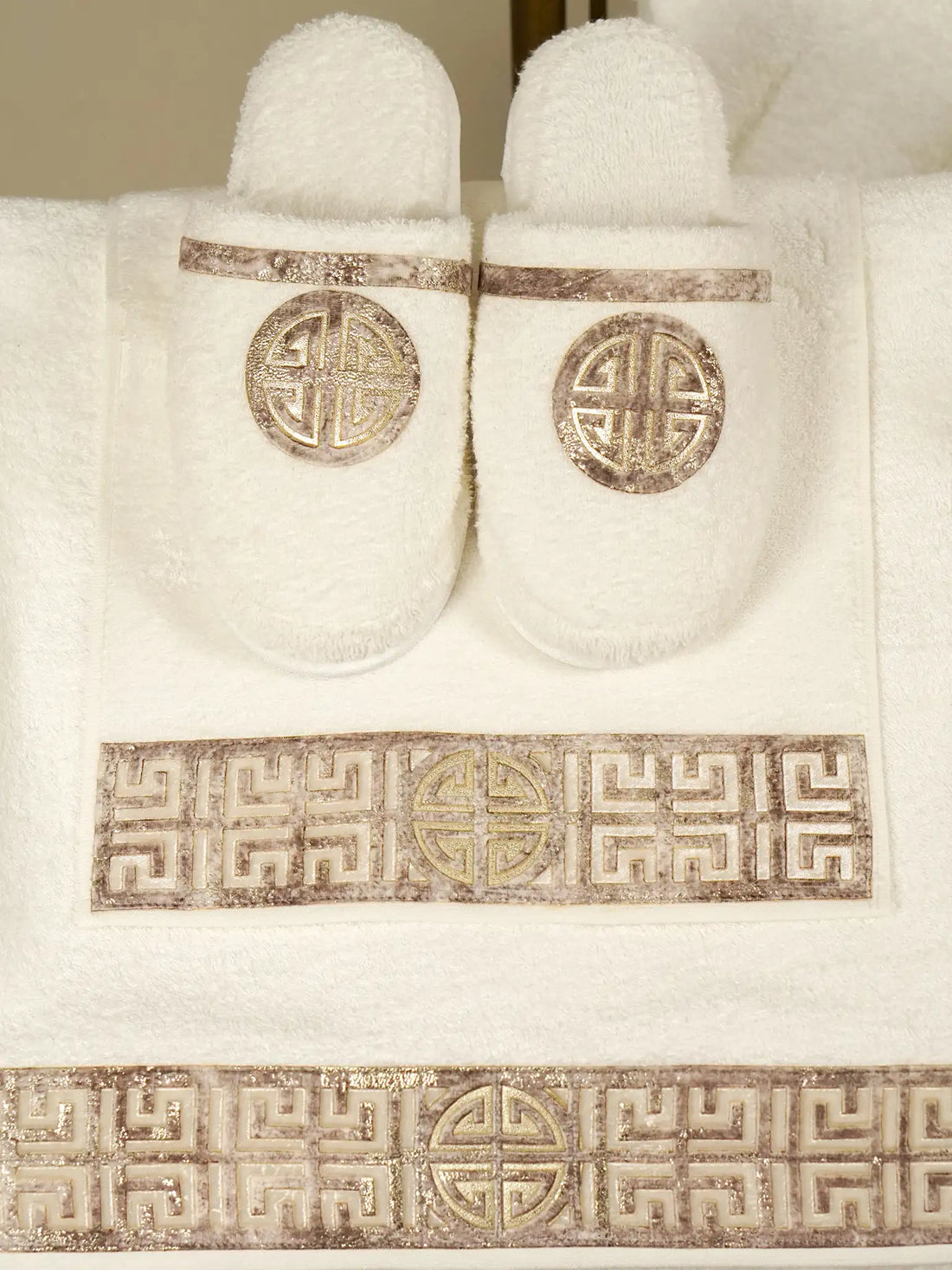 Hera Bathrobe (Her)