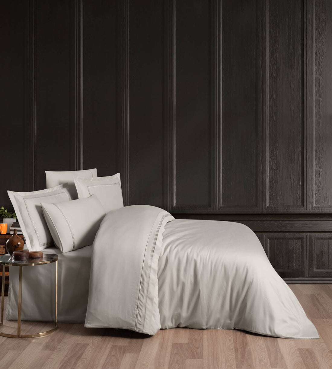 Gomez - Luxury Duvet Cover Set