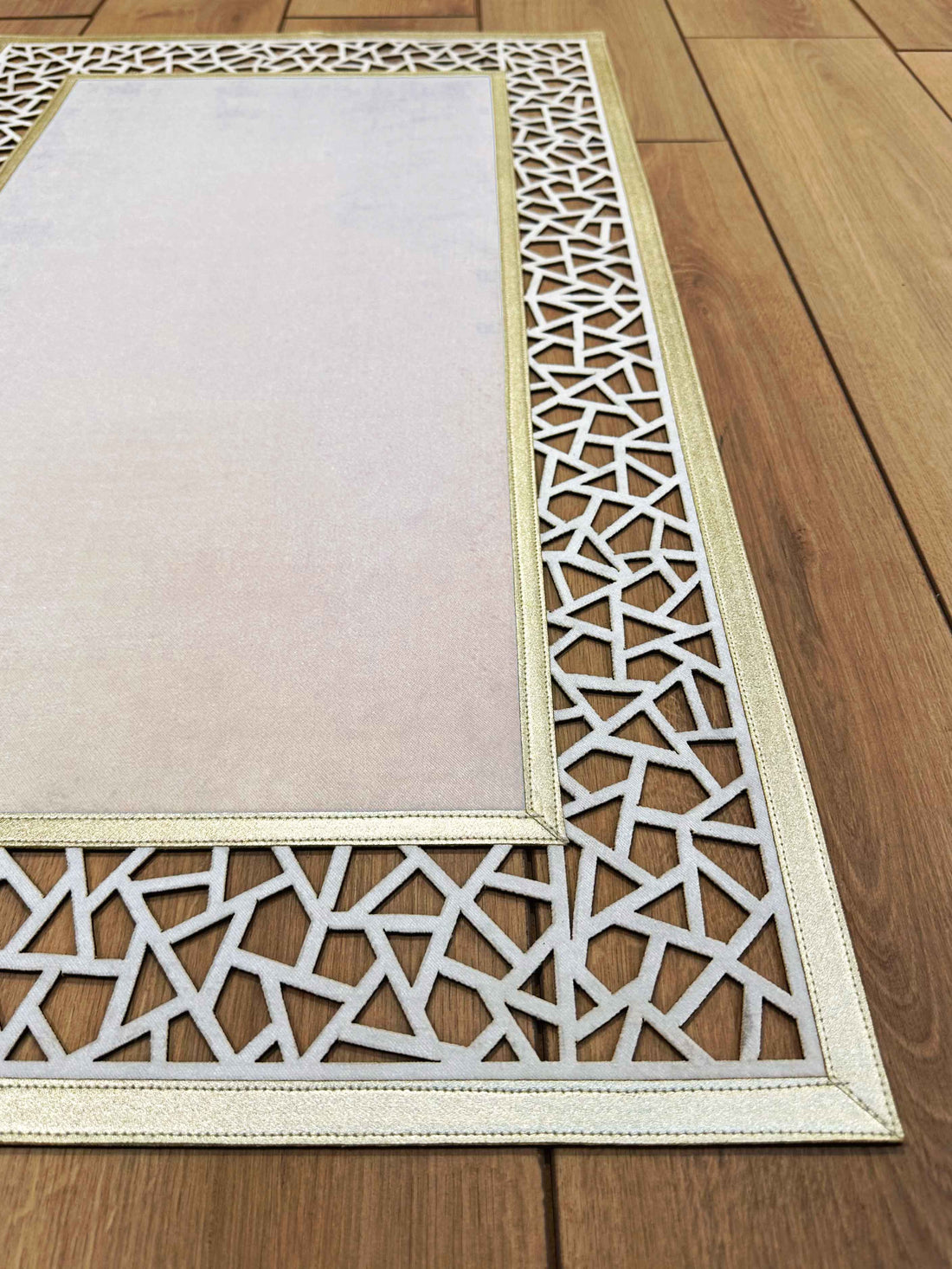 Demre Rug