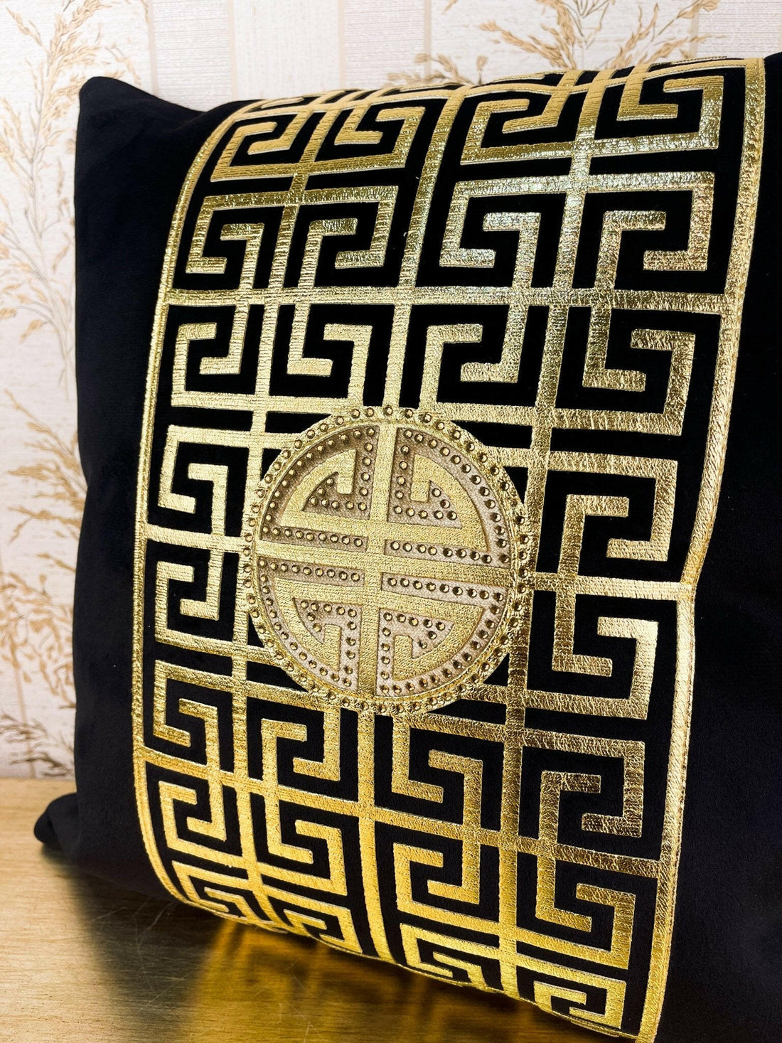 Anka Cushion Cover