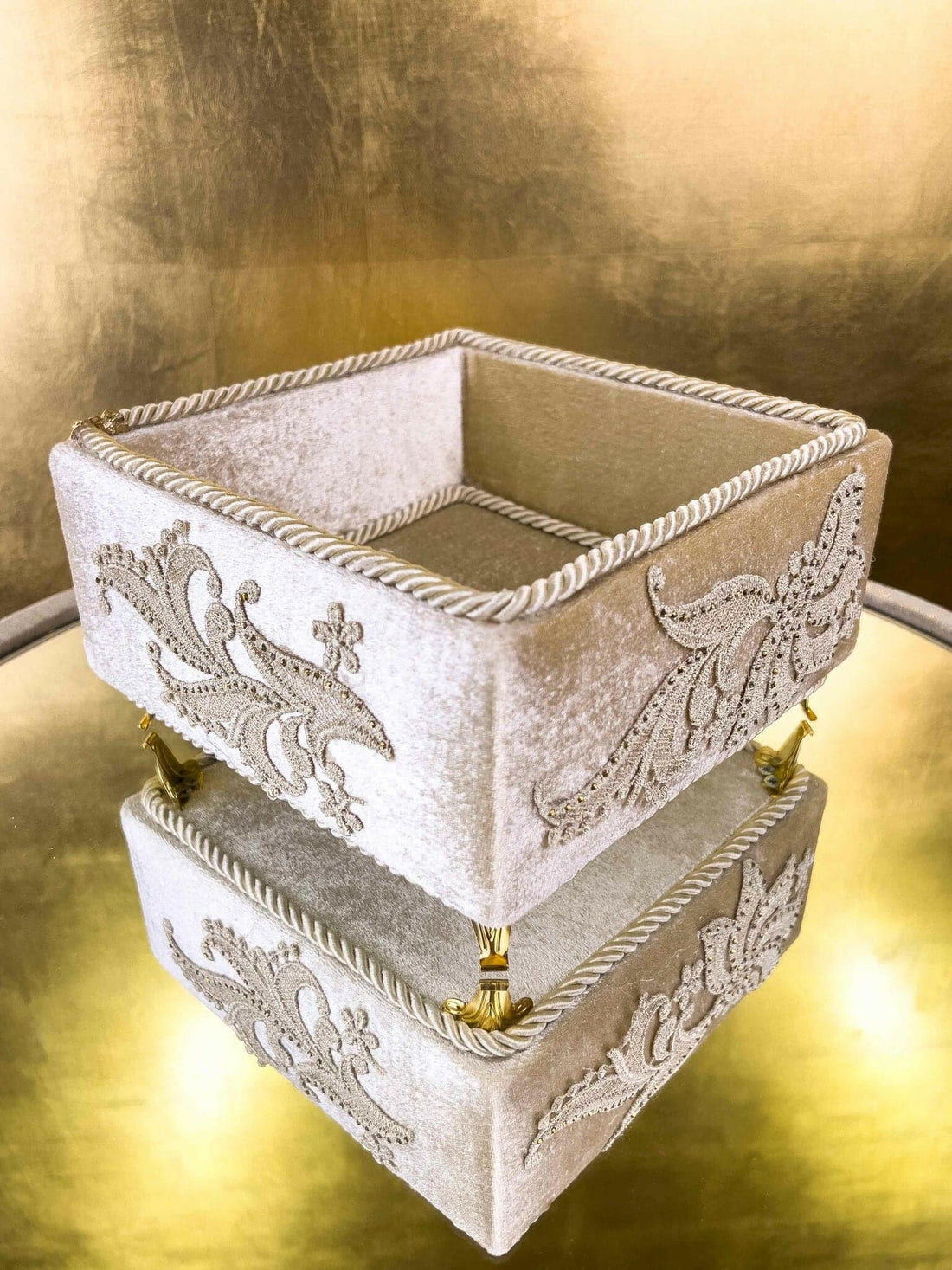 Ayla Gold Towel Box Set