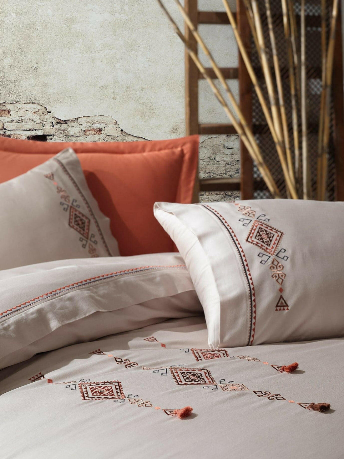 Dantela Tilbe - Embroidered Luxury Duvet Cover Set