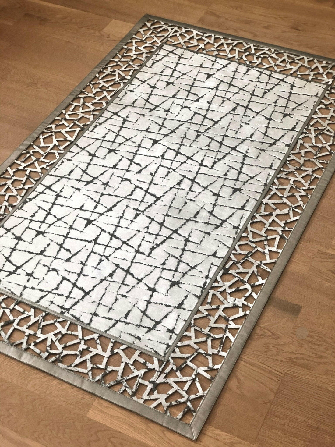 Demre Rug