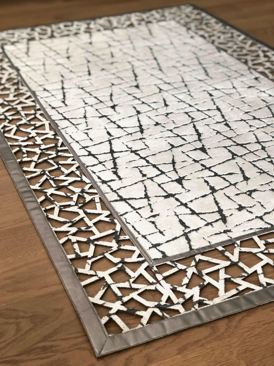Demre Rug