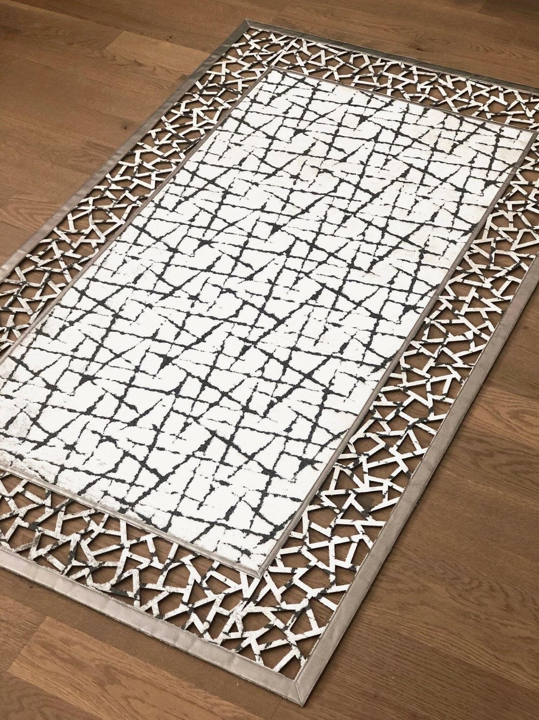Demre Rug