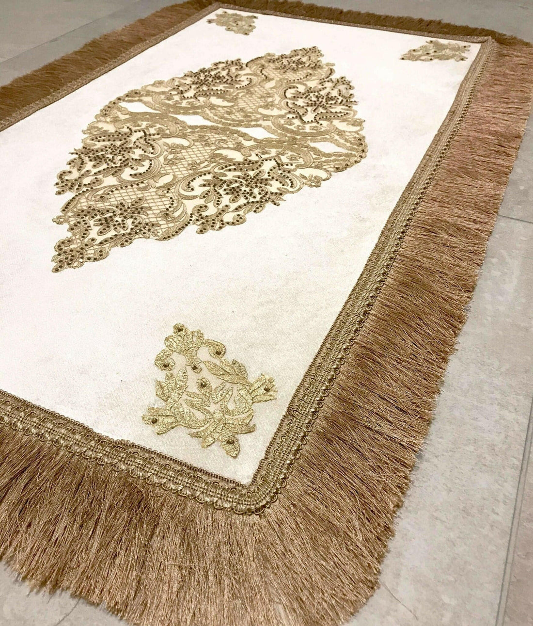 Ece Rug