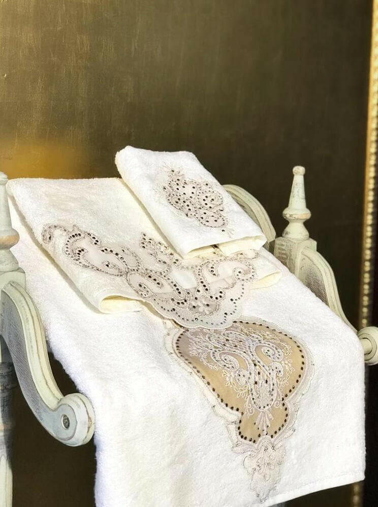Idil Towel Set