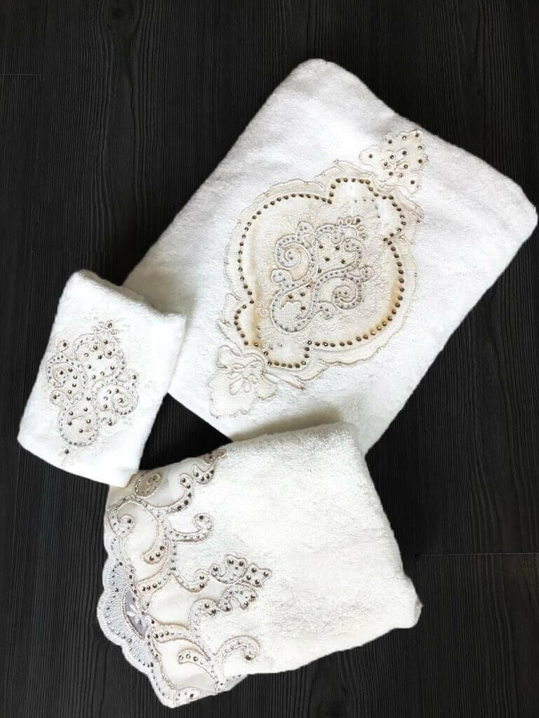 Idil Towel Set