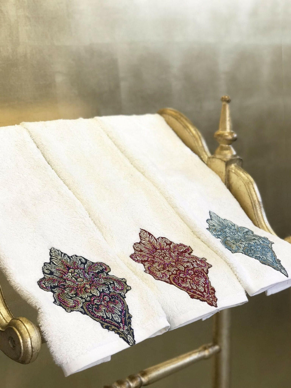 Yasemin Hand Towel Set