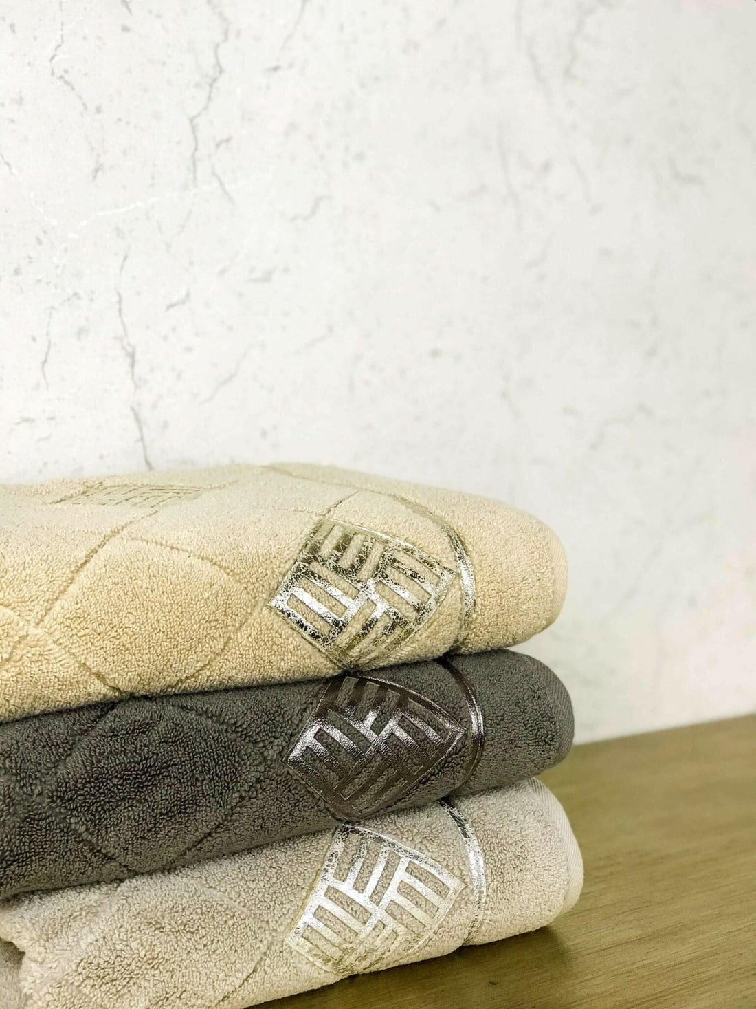 Lara Gold Towel Set
