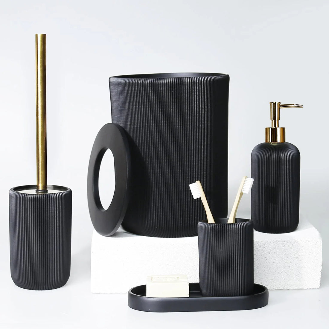 Nida Bathroom Set