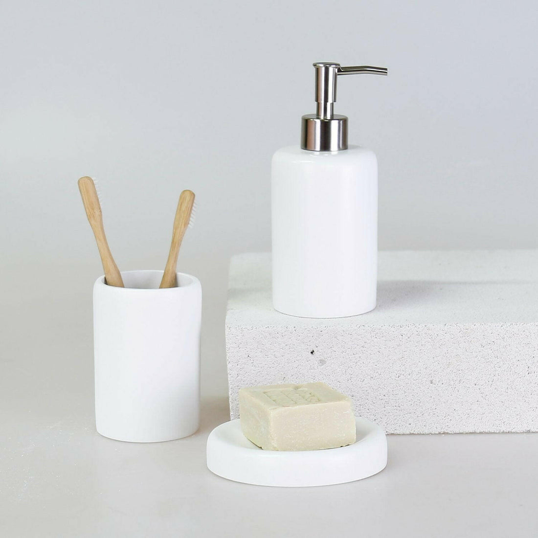 Lima Bathroom Set