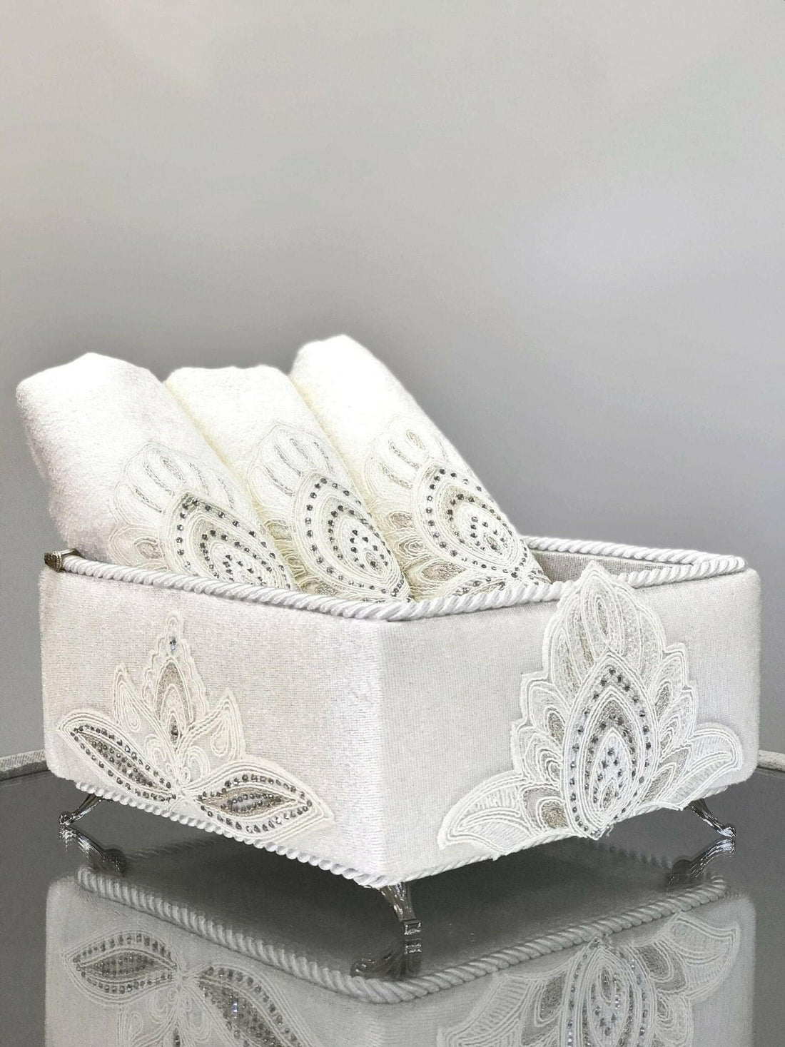 Lotus Towel Box Set