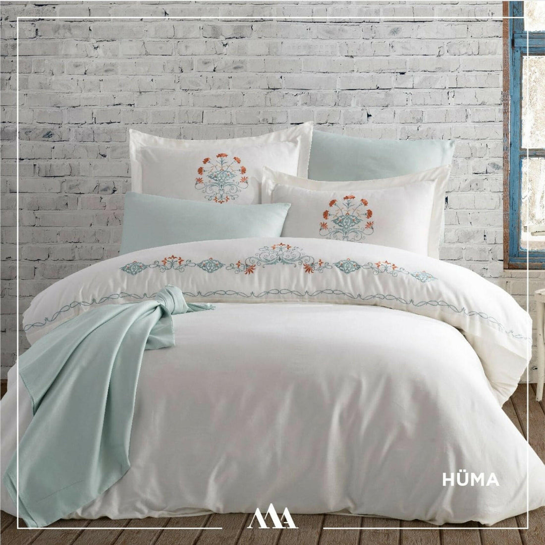 Maribor Hüma - Embroidered Luxury Duvet Cover Set
