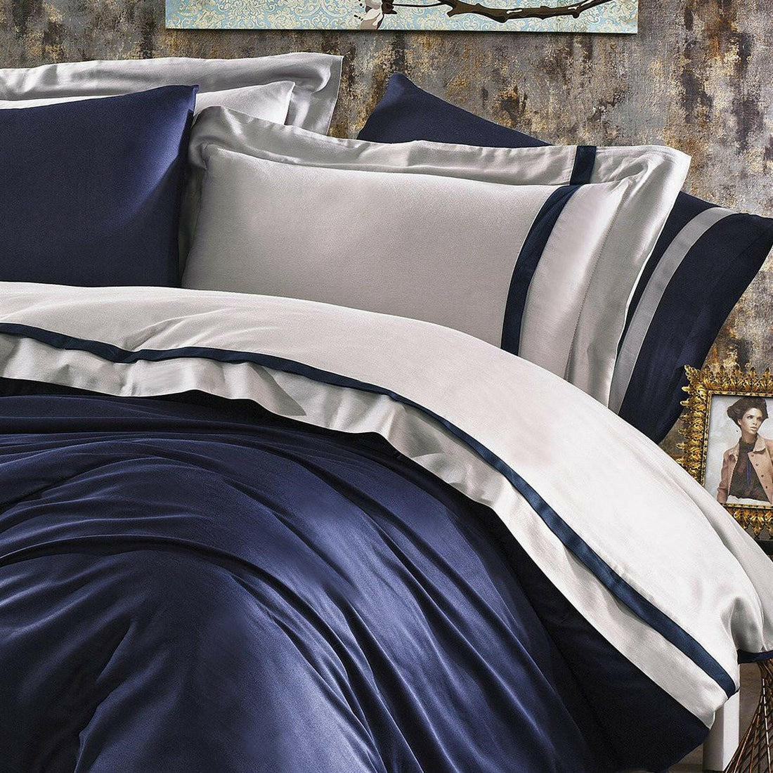 Mira Night Blue - Luxury Duvet Cover Set