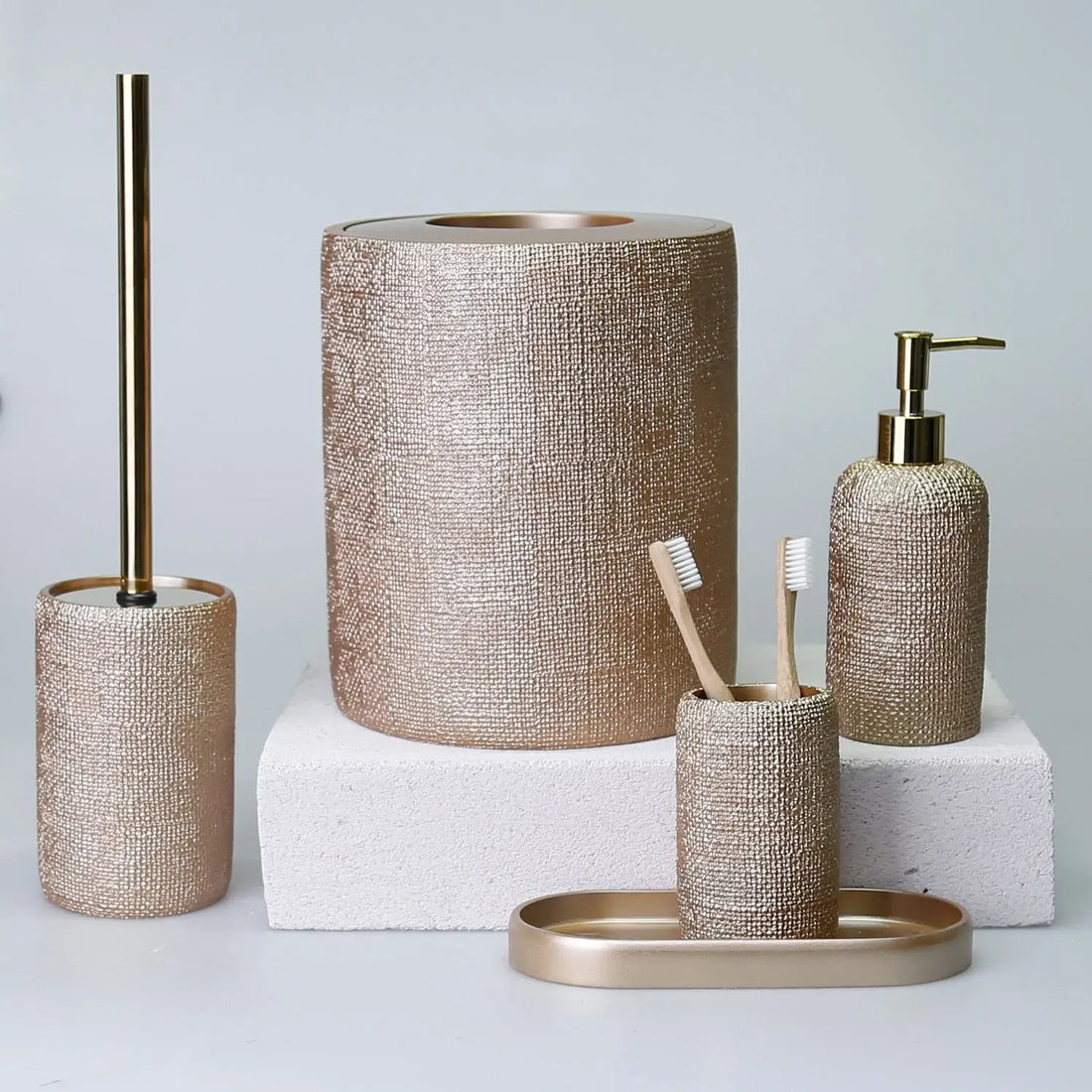 Ebru Bathroom Set