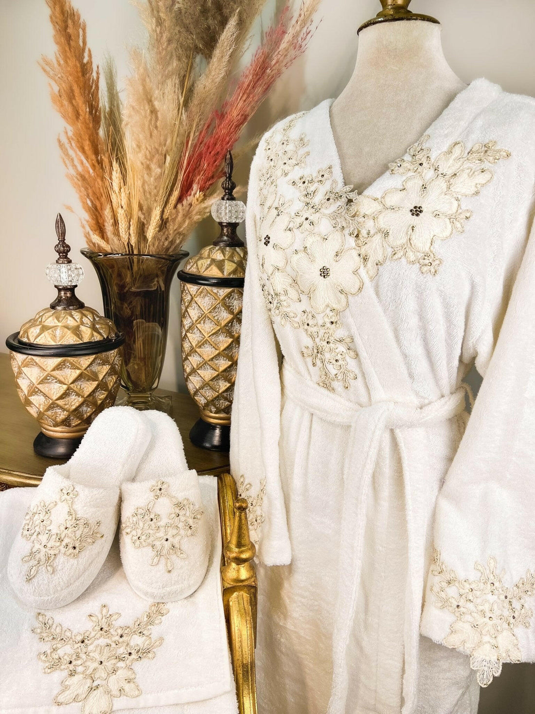 Nilay Bathrobe