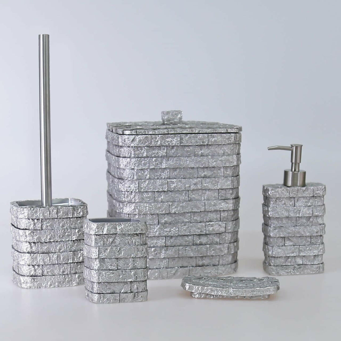 Rezzan Bathroom Set