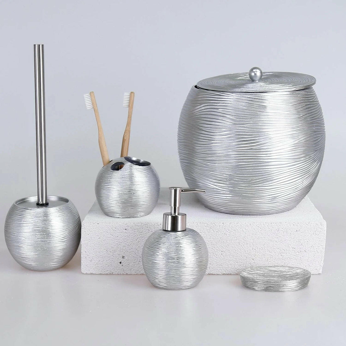 Seval Bathroom Set