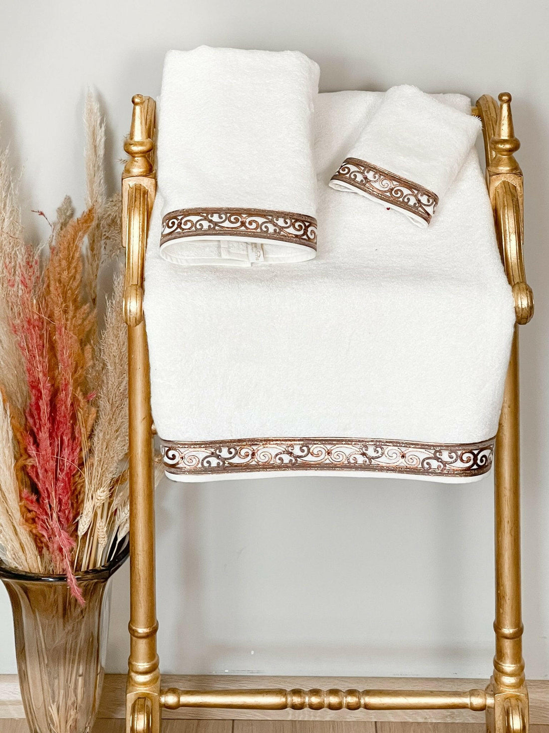 Sevil Towel Set
