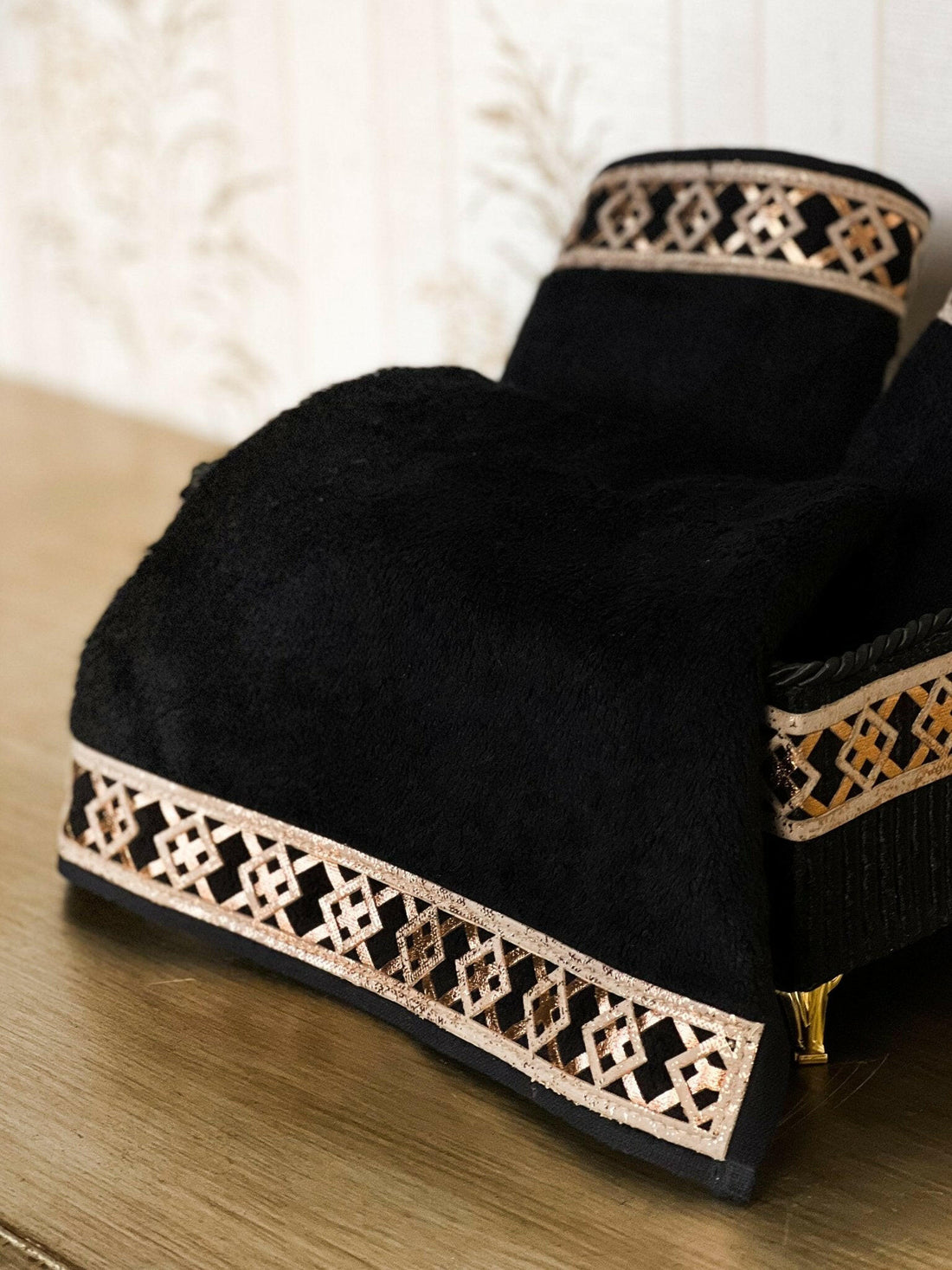 Tara Exclusive Towel Box Set